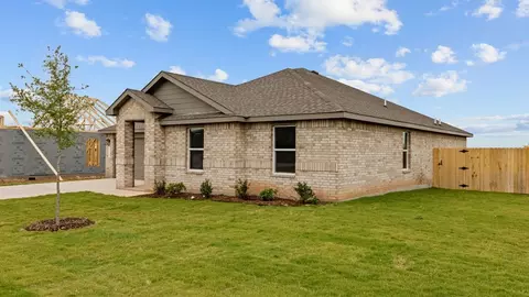 Exterior - 2302 Continental Ave, Abilene, TX 79601 photo 7 of 15