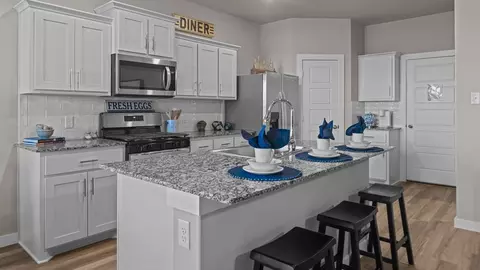 Kitchen - 2302 Continental Ave, Abilene, TX 79601 photo 4 of 4