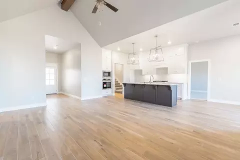 Living - 932 Hydrangea Way, Edmond, OK 73034 photo 10 of 20