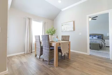 Dining - 932 Hydrangea Way, Edmond, OK 73034 photo 1 of 5