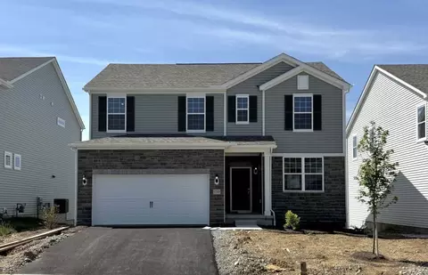 1295 Acuff Ave, Lockbourne, OH 43137