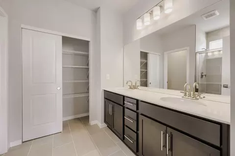 Bath - 46431 Heritage Ave, Bennett, CO 80102 photo 1 of 13
