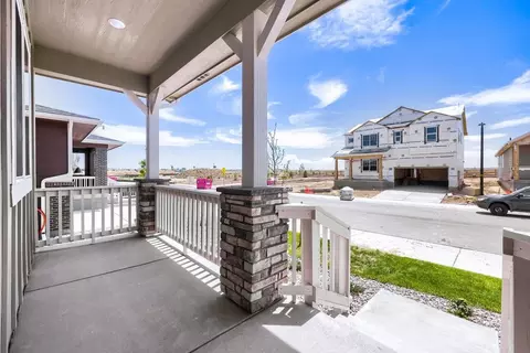 Exterior - 46431 Heritage Ave, Bennett, CO 80102 photo 4 of 12