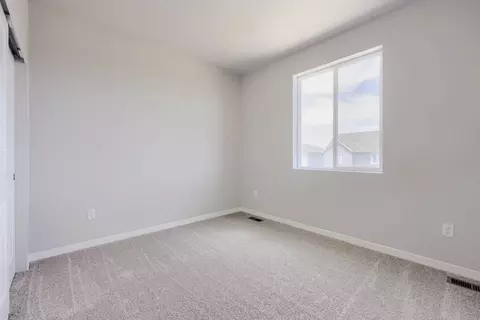 Bedroom - 46431 Heritage Ave, Bennett, CO 80102 photo 6 of 19