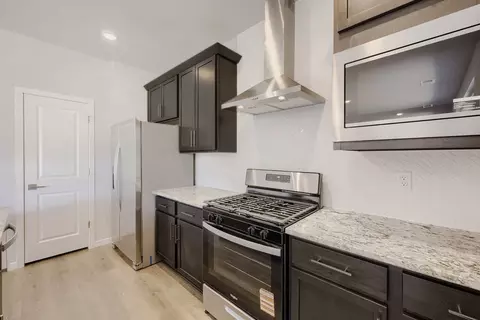 Kitchen - 46431 Heritage Ave, Bennett, CO 80102 photo 3 of 6