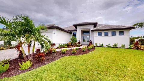 617 El Dorado Pkwy W, Cape Coral, FL 33914