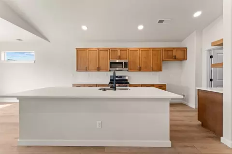 Kitchen - 405 Acadia St, Middleton, ID 83644 photo 1 of 3