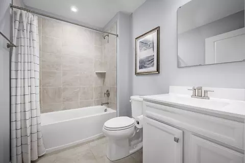 Bath - 141 Stonecrest Trl, Elyria, OH 44035 photo 1 of 3