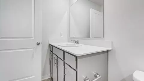 Bath - 8740 Basil Rd NW, Baltimore, OH 43105 photo 3 of 4