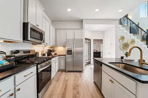 Kitchen - 11238 Katzer Pl, Converse, TX 78109 photo 3 of 6