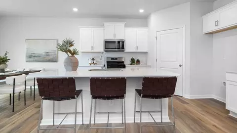 Kitchen - 541 Blackpool Ct, Monroe, NC 28112 photo 2 of 9