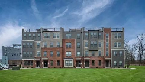 44580 Strabane Ter, Ashburn, VA 20147