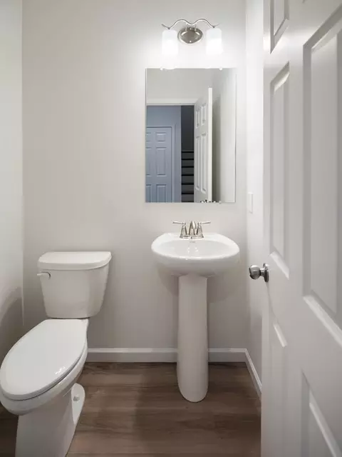 Bath - 544 Alysweep Ct, Westminster, MD 21157 photo 9 of 12