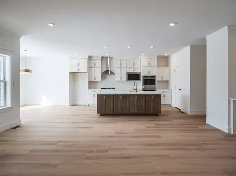 Living - 544 Alysweep Ct, Westminster, MD 21157 photo 2 of 13