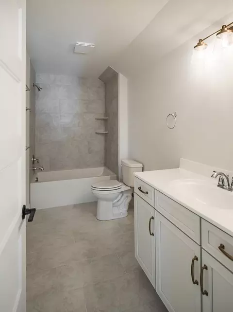 Bath - 544 Alysweep Ct, Westminster, MD 21157 photo 2 of 12