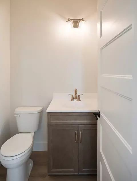 Bath - 544 Alysweep Ct, Westminster, MD 21157 photo 4 of 12