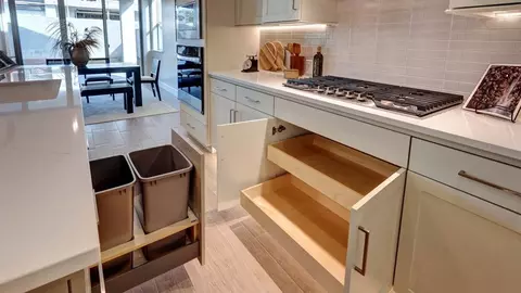 Kitchen - 1687 N Blackwood Ave, Clovis, CA 93619 photo 2 of 3