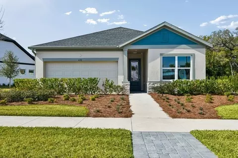 Exterior - 5440 Knotty Oak St, Mount Dora, FL 32757 photo 2 of 5