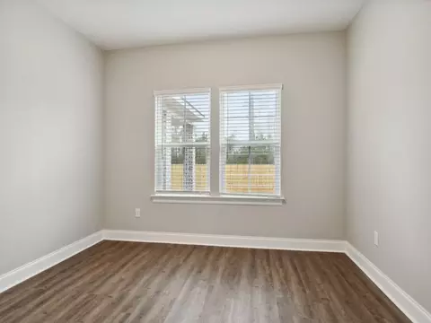 12777 Flanagan St, Elberta, AL 36530