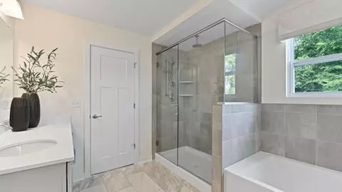 Bath - 107 Spencer Ct, Harmony, PA 16037 photo 15 of 15