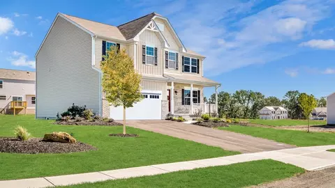 Exterior - 107 Spencer Ct, Harmony, PA 16037 photo 13 of 18