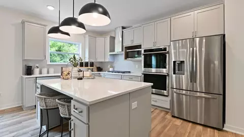 Kitchen - 107 Spencer Ct, Harmony, PA 16037 photo 2 of 8