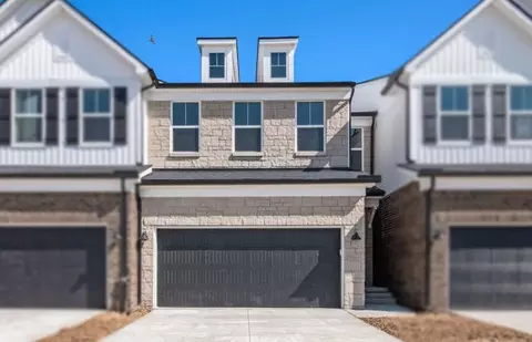 5576 E Spaniel Dr, Ann Arbor, MI 48108