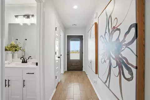 Entry Way - 3501 N Hickory Ave, Broken Arrow, OK 74012 photo 6 of 7