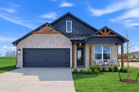 Exterior - 3501 N Hickory Ave, Broken Arrow, OK 74012 photo 9 of 12