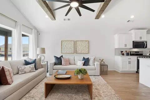 Living - 3501 N Hickory Ave, Broken Arrow, OK 74012 photo 6 of 8