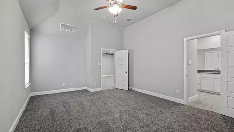 Bedroom - 1821 Laurel St, Denton, TX 76205 photo 2 of 17
