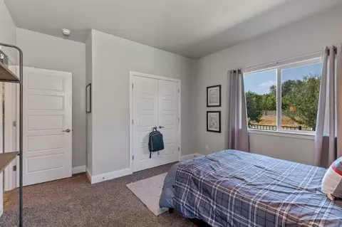 Bedroom - 1821 Laurel St, Denton, TX 76205 photo 11 of 17