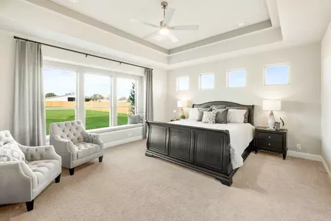 Bedroom - 2006 Portrush Ln, Venus, TX 76084 photo 2 of 6