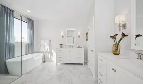 Bath - 51 E Sheffield Ave, Gilbert, AZ 85296 photo 2 of 7