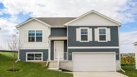 16518 Clay St, Bennington, NE 68007