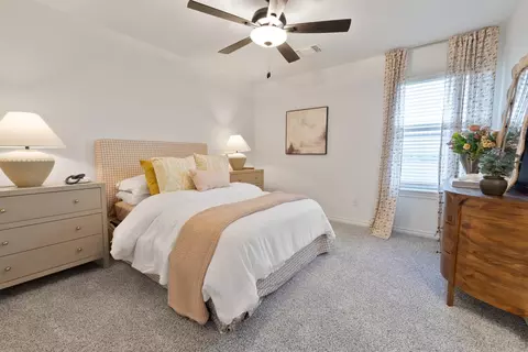 Bedroom - 8261 Switchgrass Dr, Cashion, OK 73044 photo 14 of 18