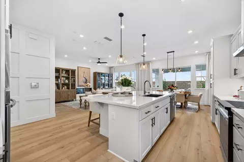 Kitchen - 3920 Currant St, Placer One, CA 95747 photo 15 of 26