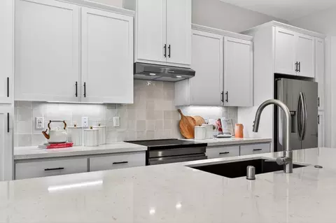 Kitchen - 3920 Currant St, Placer One, CA 95747 photo 4 of 26