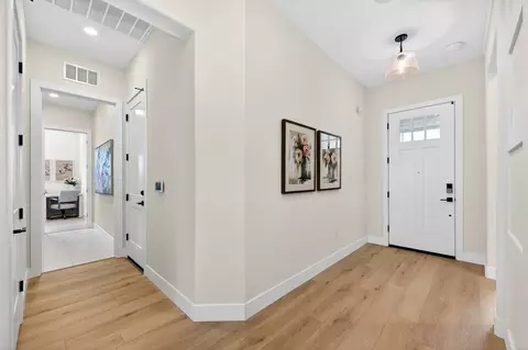 Entry Way - 3920 Currant St, Placer One, CA 95747 photo 4 of 7