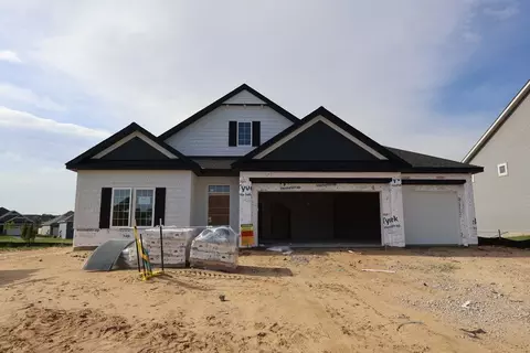6180 157th St N, Hugo, MN 55038