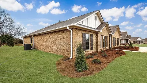 Other - 104 Horseshoe Blvd, Clinton, MS 39056 photo 2 of 21