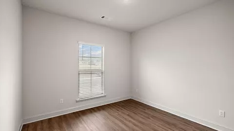 Bedroom - 104 Horseshoe Blvd, Clinton, MS 39056 photo 3 of 10