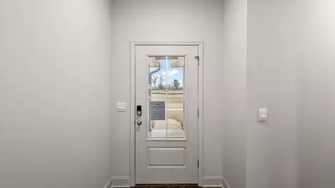 Entry Way - 104 Horseshoe Blvd, Clinton, MS 39056 photo 2 of 8