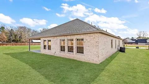Exterior - 104 Horseshoe Blvd, Clinton, MS 39056 photo 12 of 13
