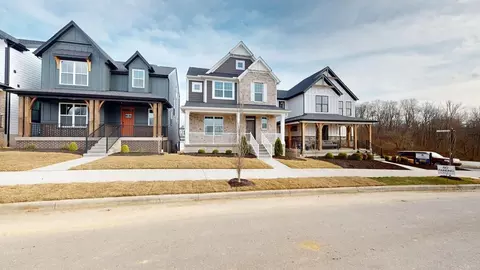 Exterior - 5747 Chesapeake Trl, Cincinnati, OH 45248 photo 4 of 7