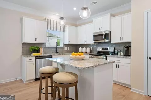 Kitchen - 297 Jagee Dr, Byron, GA 31008 photo 1 of 10