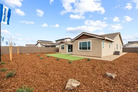 Exterior - 1233 Mccabe Cir, Galt, CA 95632 photo 3 of 6