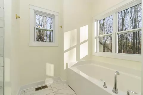 Bath - 00 Shirley Commons Ct, Providence Forge, VA 23140 photo 9 of 10