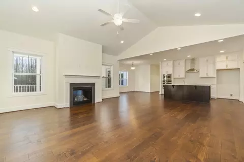 Living - 00 Shirley Commons Ct, Providence Forge, VA 23140 photo 11 of 13