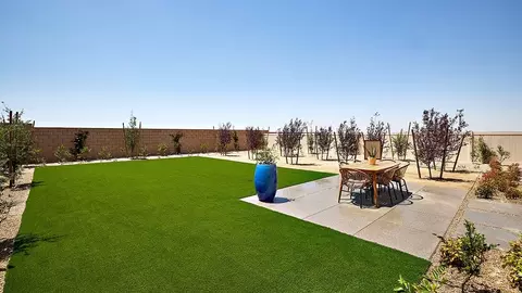 Exterior - 18786 Hampton Ln, Adelanto, CA 92301 photo 2 of 9